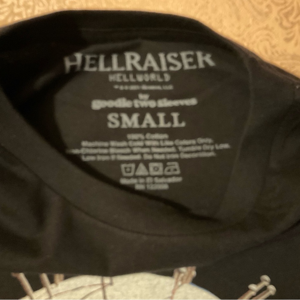 Hellraiser Black Graphic Tee - Picture 2 of 3